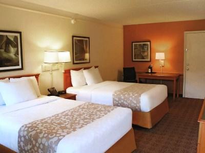 Baymont By Wyndham Houston La Porte Exterior photo